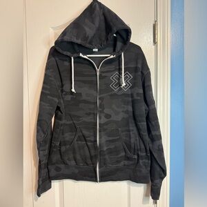 🏂 X-Games Colorado Camo Zip Hoodie Large- Rare Find!‎